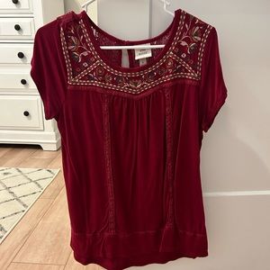 Burgundy detailed top